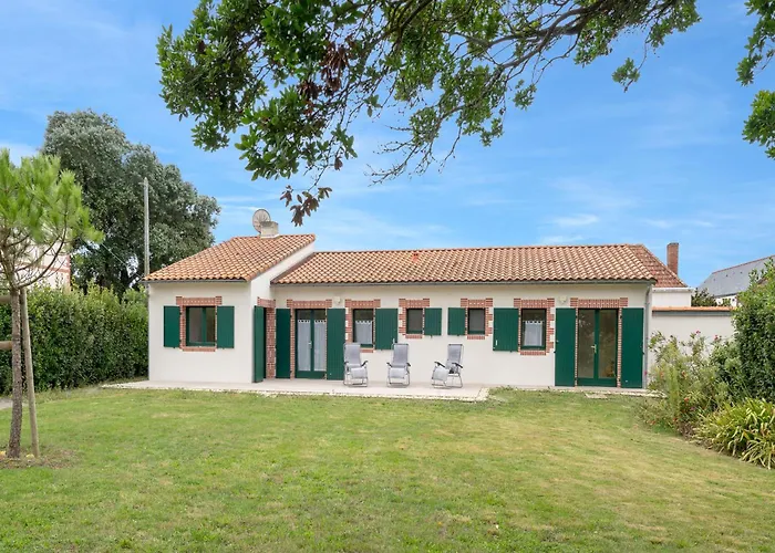 De Famille Pour 13 à 200m De La Préfailles