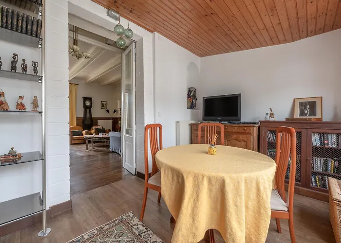 De Famille Pour 13 à 200m De La