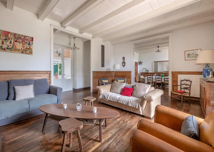 Casa vacanze De Famille Pour 13 à 200m De La