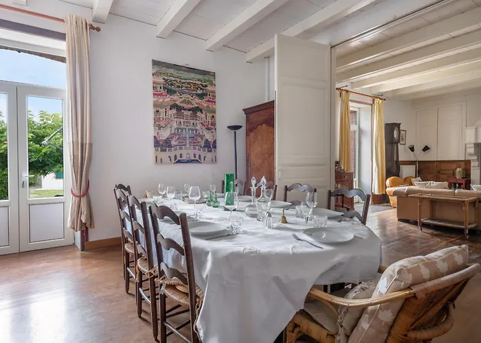 Casa vacanze De Famille Pour 13 à 200m De La Préfailles