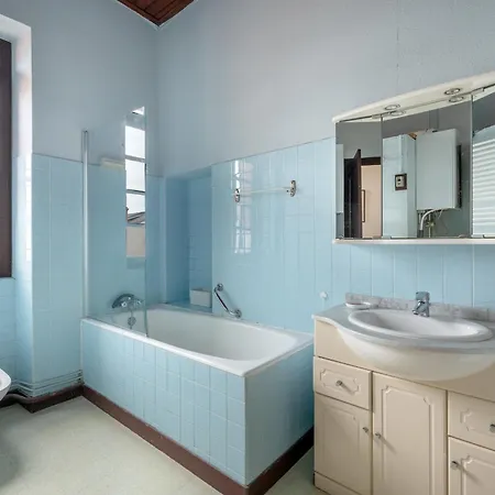 De Famille Pour 13 A 200m De La * Préfailles