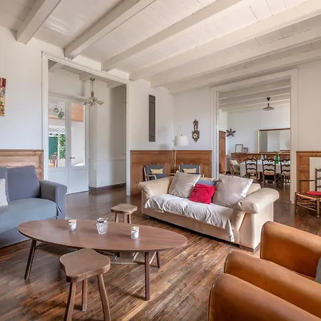 Сasa de vacaciones De Famille Pour 13 A 200m De La