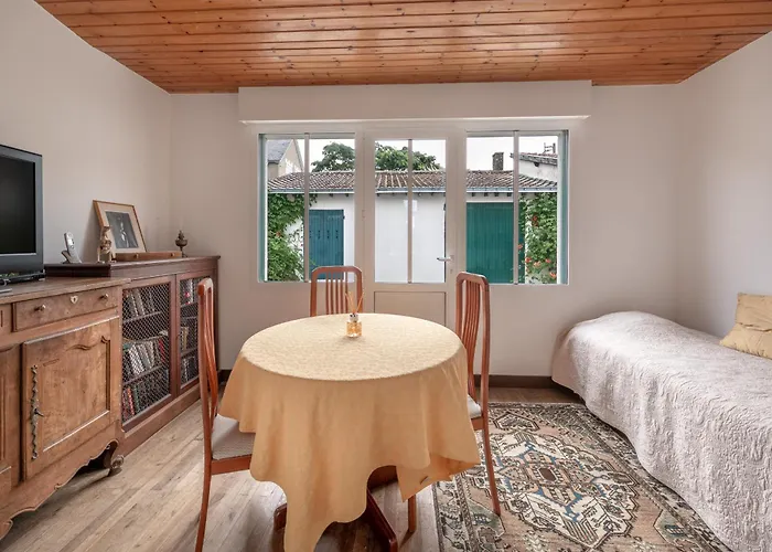 De Famille Pour 13 A 200m De La Semesterbostad