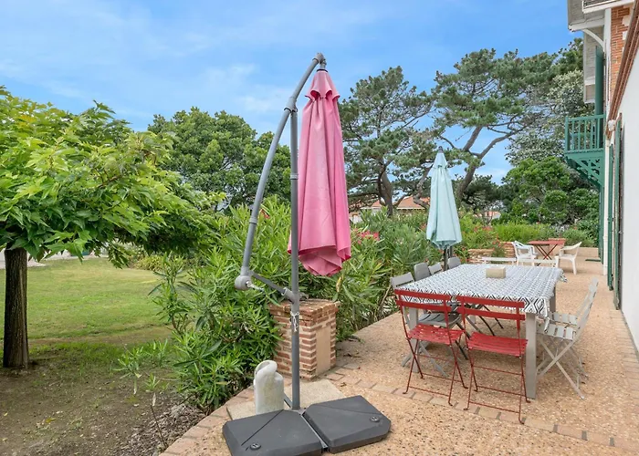 De Famille Pour 13 A 200m De La * Préfailles